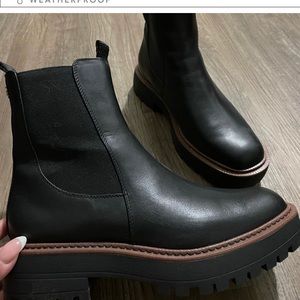 Sam Edelman Laguna Chelsea Boots